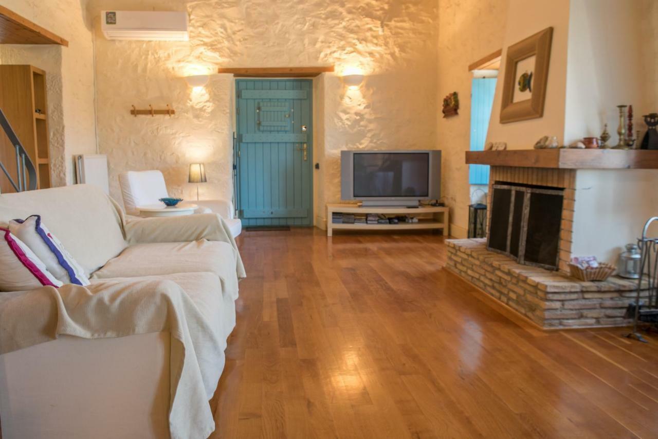 Villa Smaragda Liménion Esterno foto